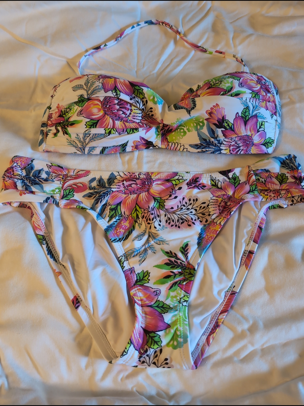 La Blanca White Floral Print Bikini Top with Multicolor Accents